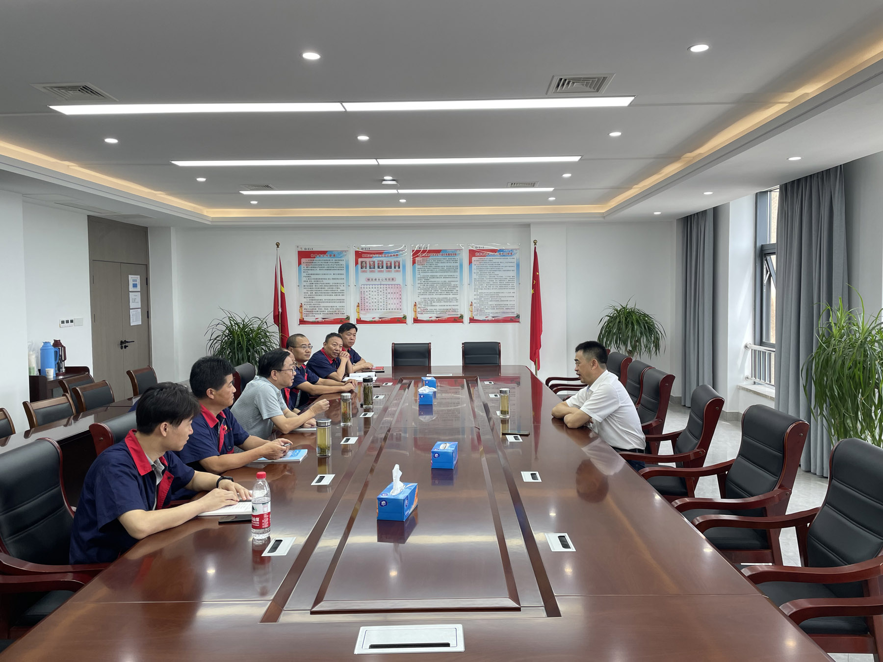 集團公司黨委委員、總工程師周俊到公司調研 